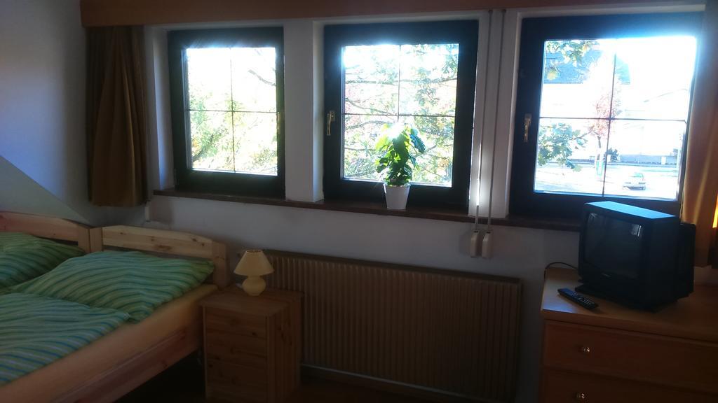 Haus Ruf Apartment Уиндишгарстен Екстериор снимка