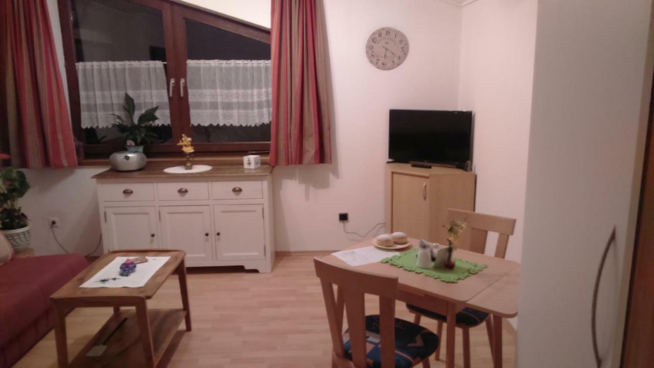 Haus Ruf Apartment Уиндишгарстен Екстериор снимка
